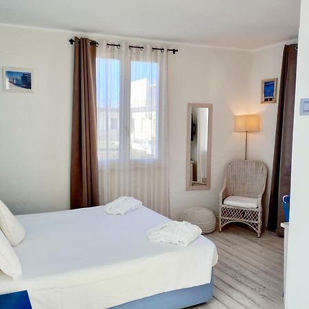 Hotel La Villa Del Mare 칼리아리 외부 사진