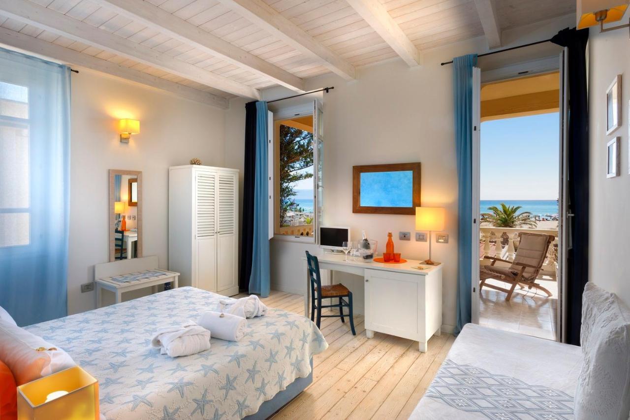 Hotel La Villa Del Mare 칼리아리 외부 사진