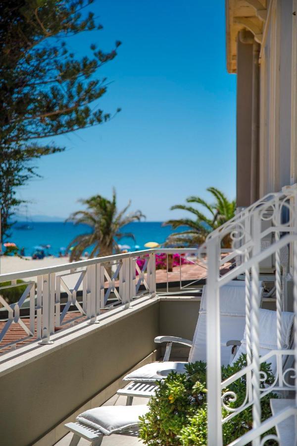 Hotel La Villa Del Mare 칼리아리 외부 사진