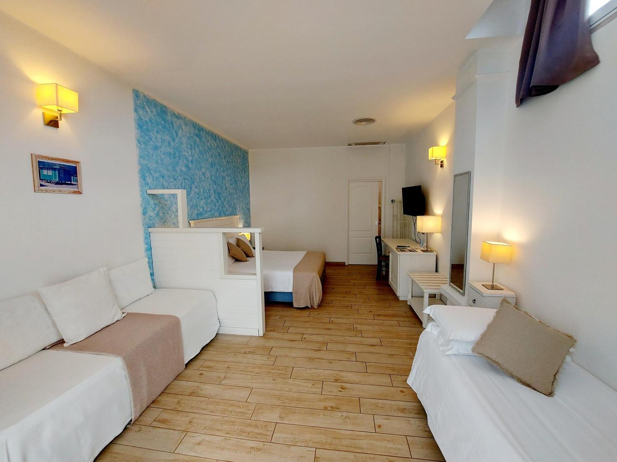 Hotel La Villa Del Mare 칼리아리 외부 사진