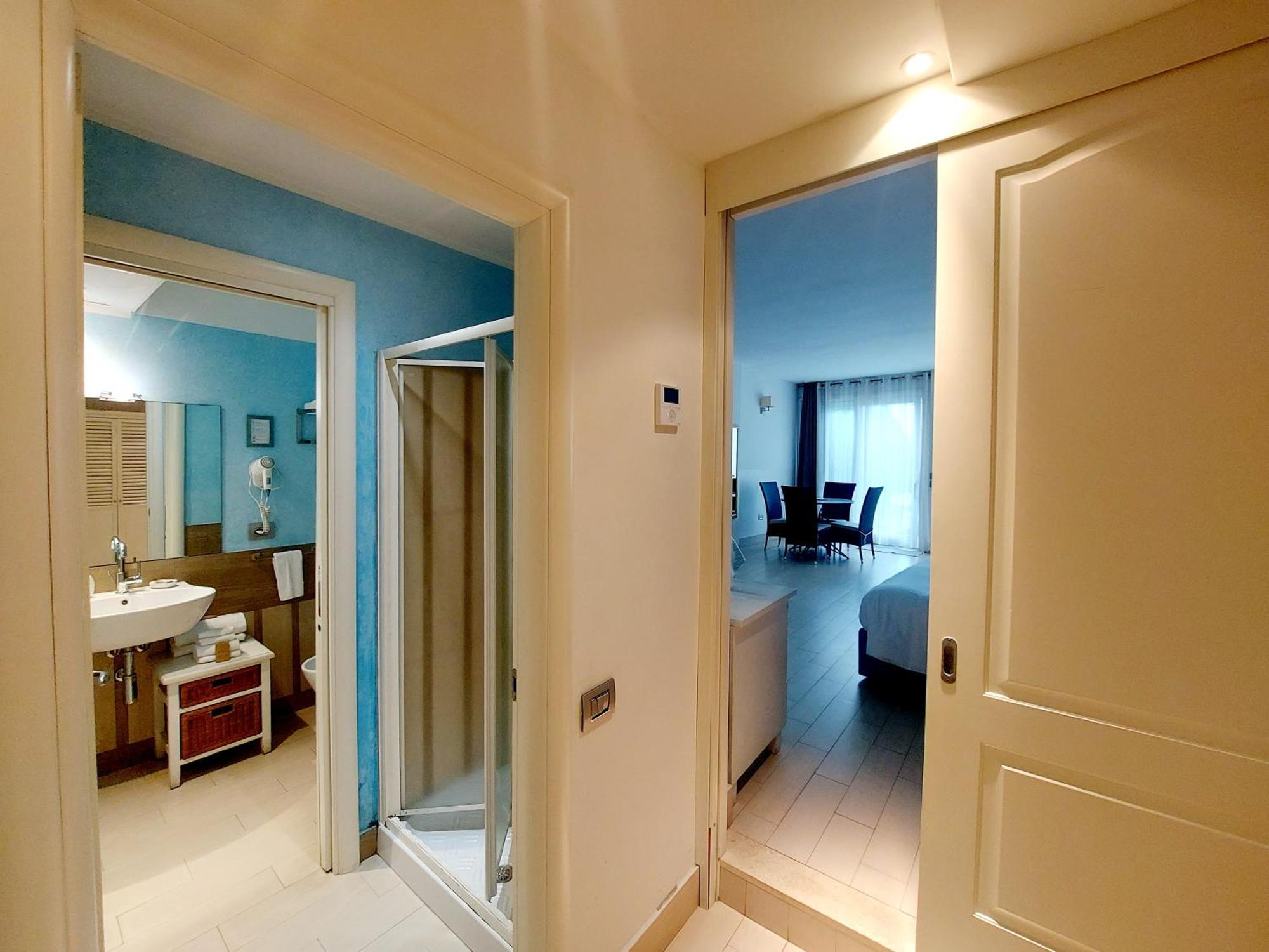 Hotel La Villa Del Mare 칼리아리 외부 사진