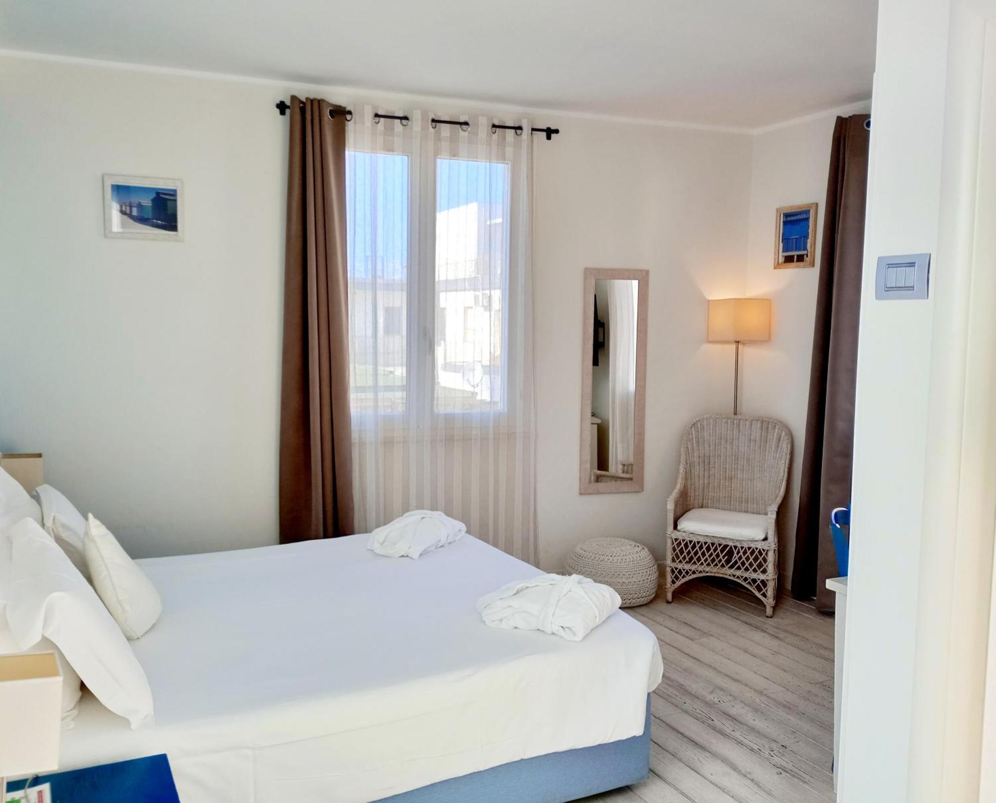 Hotel La Villa Del Mare 칼리아리 외부 사진
