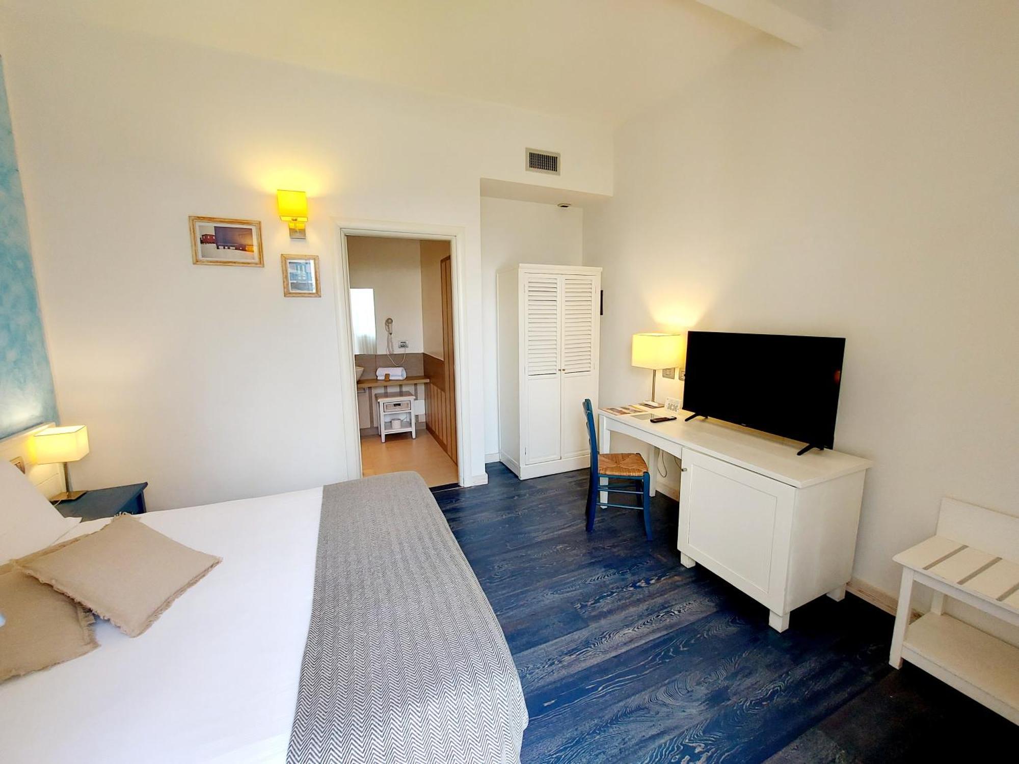 Hotel La Villa Del Mare 칼리아리 외부 사진