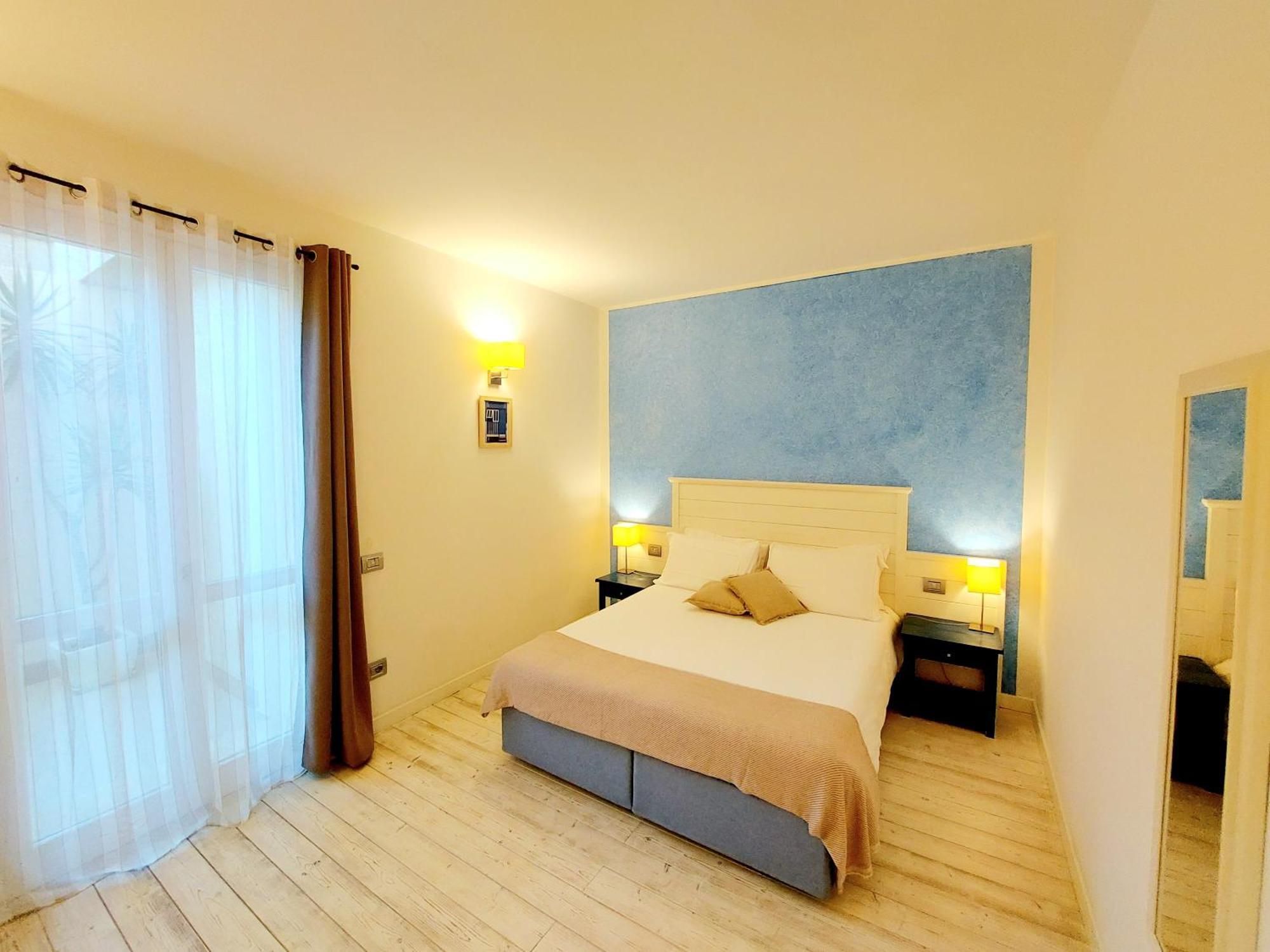 Hotel La Villa Del Mare 칼리아리 외부 사진