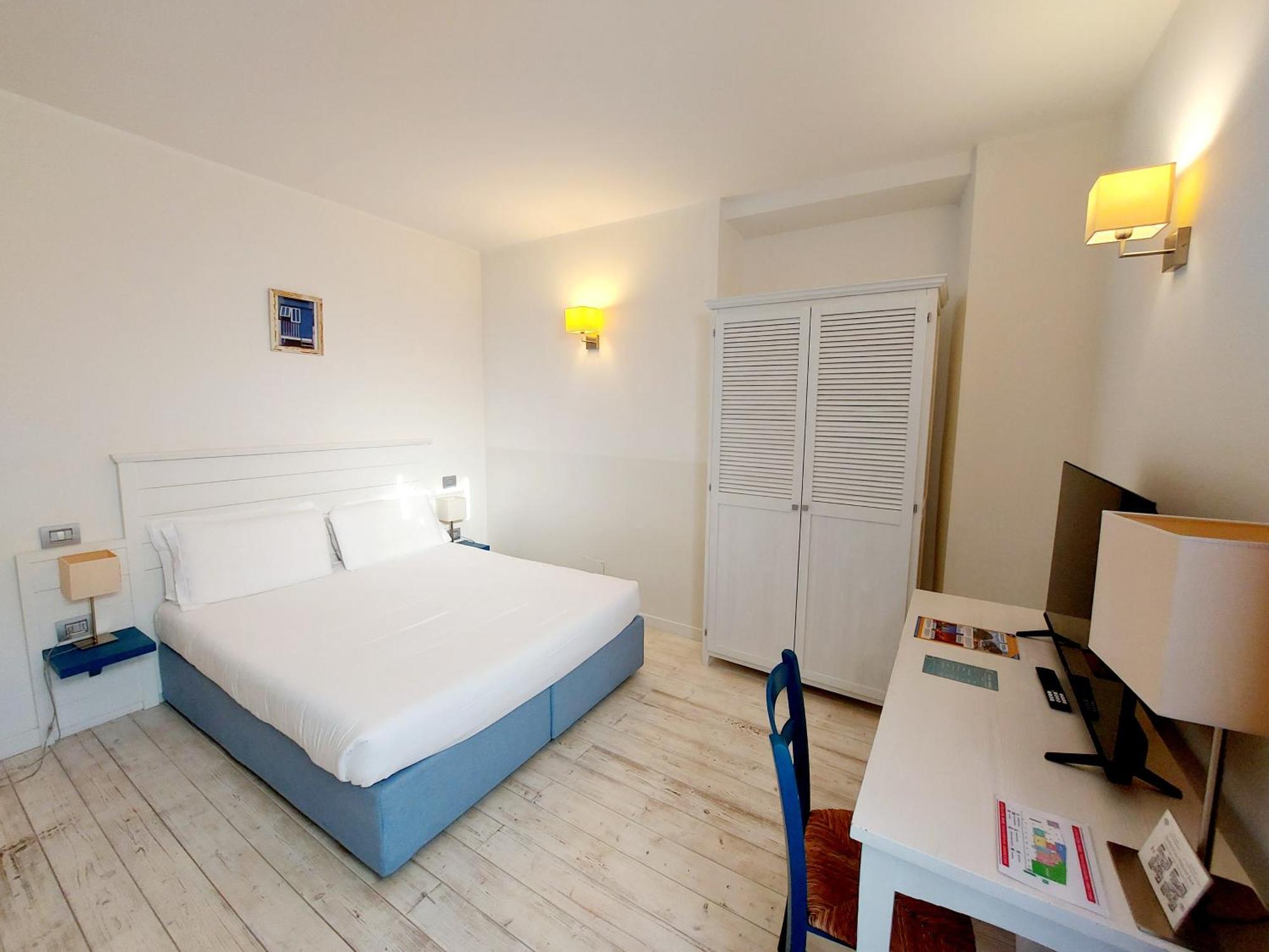 Hotel La Villa Del Mare 칼리아리 외부 사진