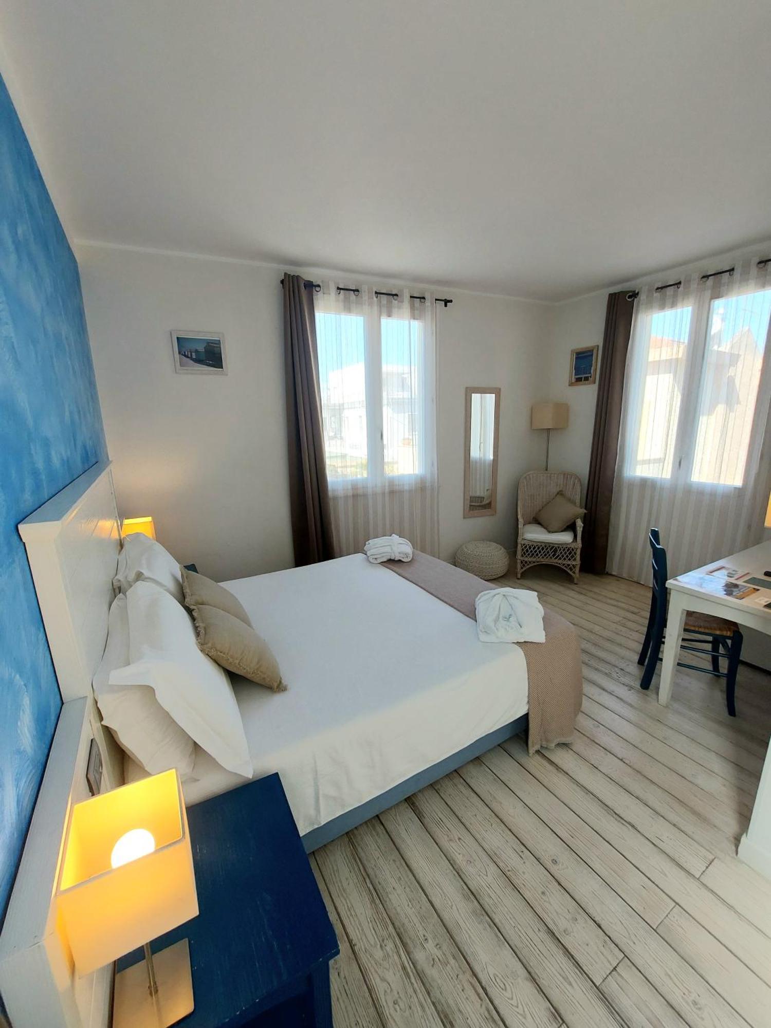 Hotel La Villa Del Mare 칼리아리 외부 사진